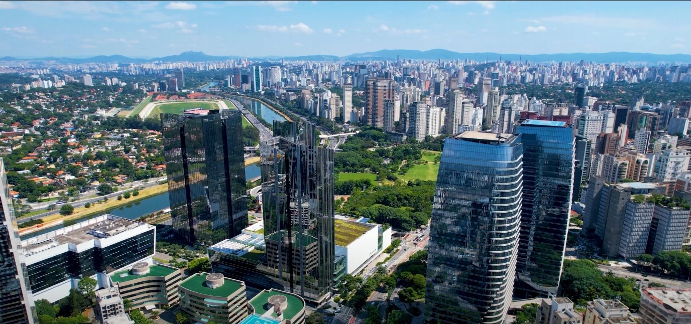 Why Middle Income Trap The Middle-Income Trap: Why Some Countries Stop Getting Rich Around ...